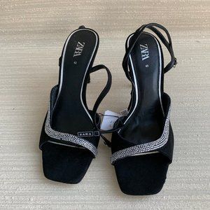 NWT ZARA HEELED SANDALS WITH RHINESTONE STRAP
